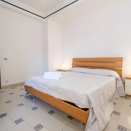 Tatil Evi La Casa Di Gio Rometta Marea